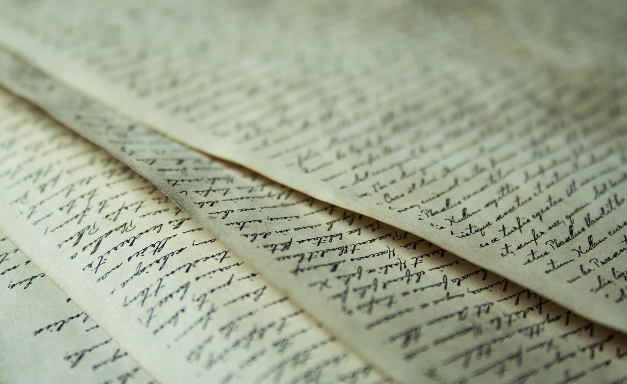 Copywriter o que faz — profissional de escrita persuasiva criando textos de marketing e vendas