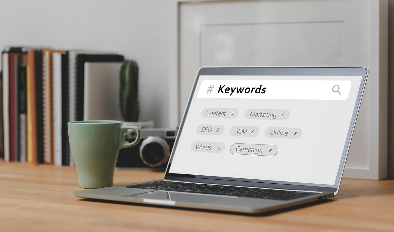 SEO keywords e estratégia de conteúdo — o que uma análise gratuita de SEO revela sobre as palavras-chave do site