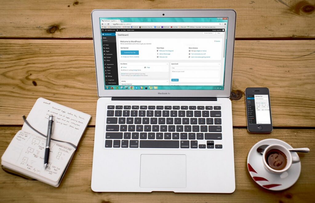 Site profissional para pequena empresa com WordPress — desenvolvimento web para PMEs que querem crescer no Google