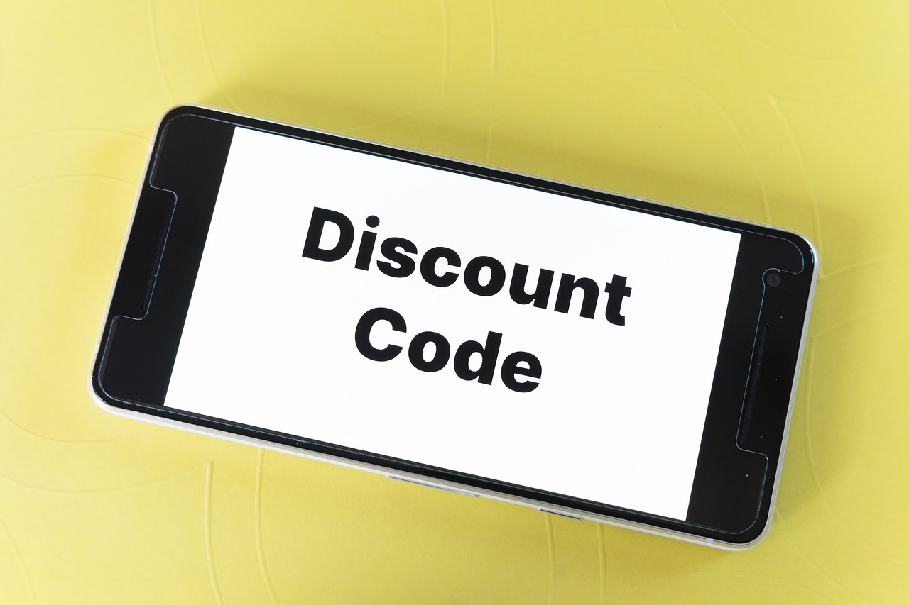Tipos de campanha no Google Shopping com código de desconto e oferta promocional de e-commerce