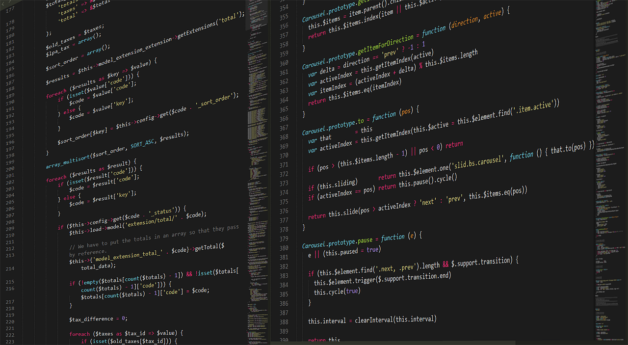 Código HTML e CSS representando os diferentes tipos de projeto na criação de sites em Brasília